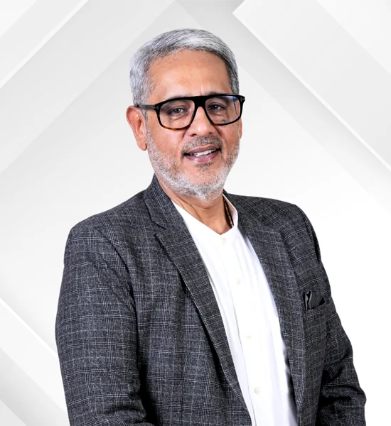 Dr. Rajiev Dhingra, numerologist and Vastu consultant